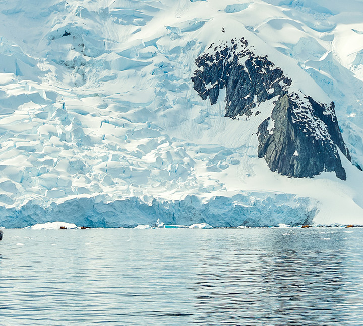 Antarctic Explorer: Discovering the 7th Continent