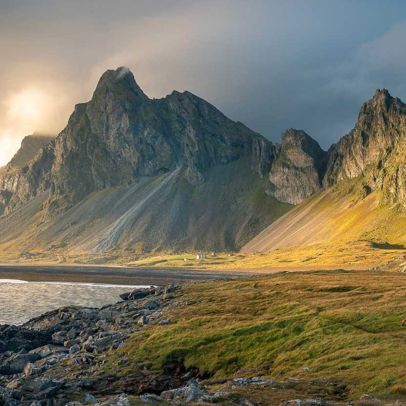 Iceland Circumnavigation: Mountains, Volcanoes and Waterfalls