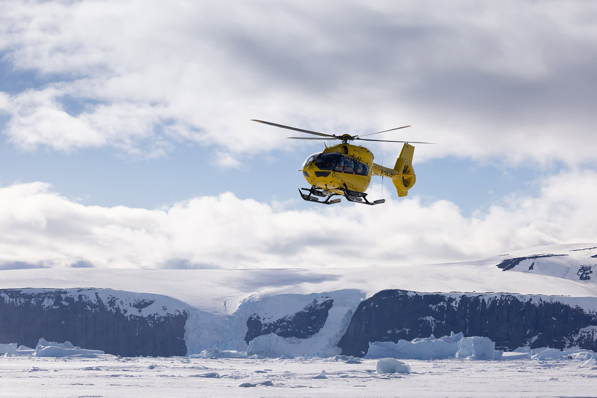 Antarctica by Helicopter: Crossing the Circle and the Peninsula